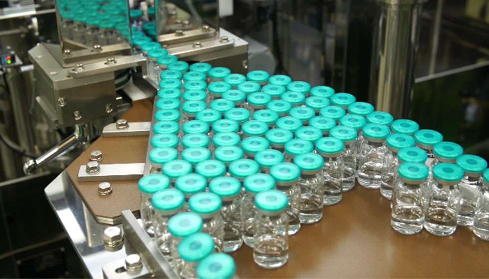 無菌製剤工場:充填・打栓